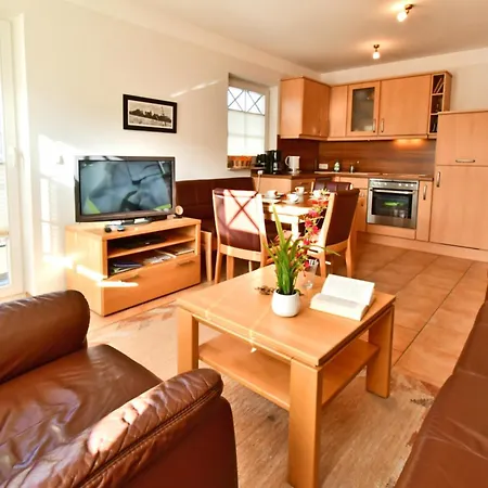 5 Carpe Diem Apartment